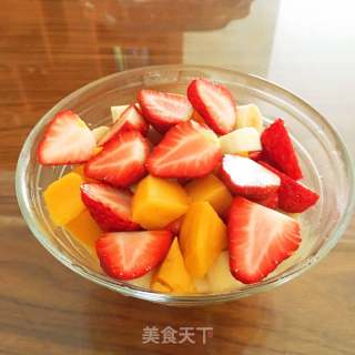 水果沙拉的做法 水果沙拉怎么做 香香的小廚房的菜譜